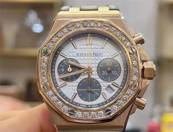 愛彼很久不戴不走了（手表保養(yǎng)與恢復(fù)使用方法）（圖）