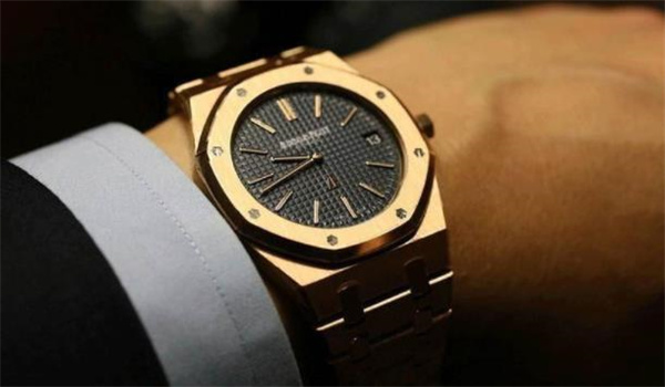 愛彼手表磕碰了處理方法集錦（圖）