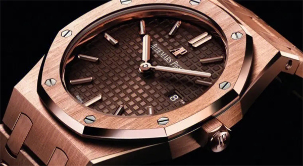 愛彼手表機芯里面有劃痕處理方法推薦（圖）